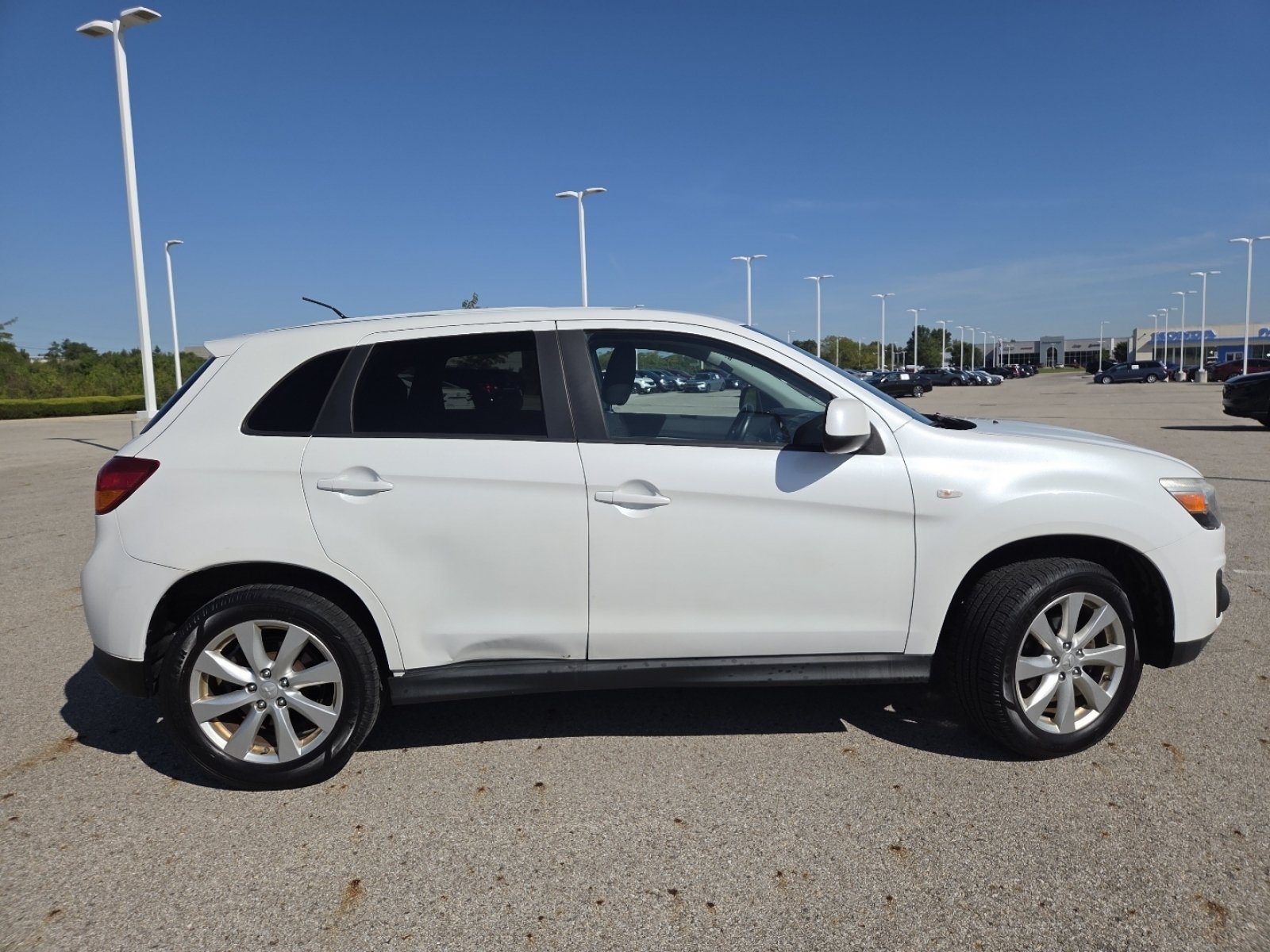 Used 2014 Mitsubishi Outlander Sport ES FWD image 17