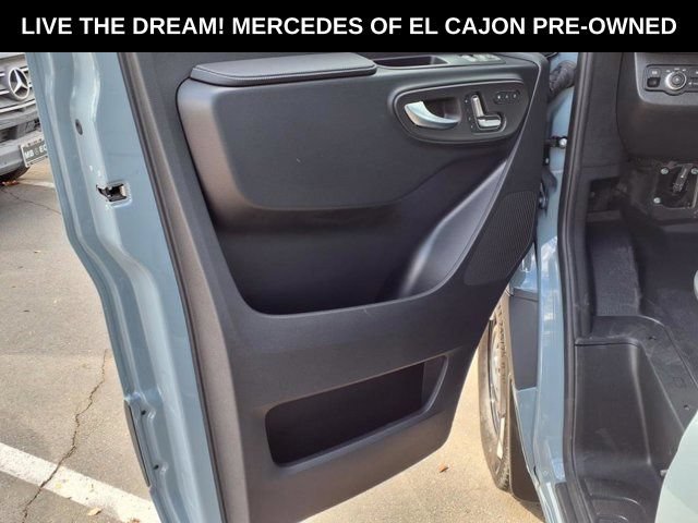 Used 2024 Mercedes-Benz Sprinter 2500 image 16