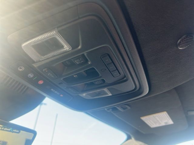 Used 2024 GMC Sierra 2500 Denali Ultimate image 21