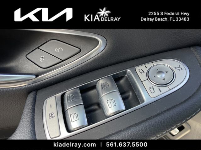 Used 2019 Mercedes-Benz C 300 4MATIC Sedan image 16