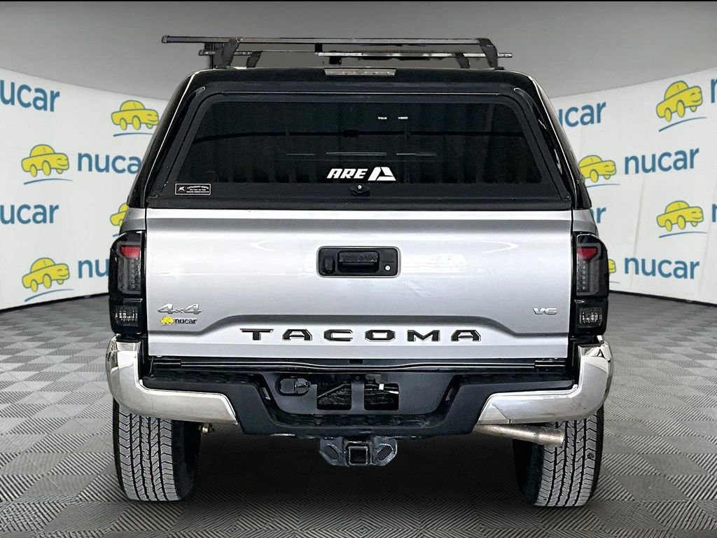 Used 2018 Toyota Tacoma SR5 image 5