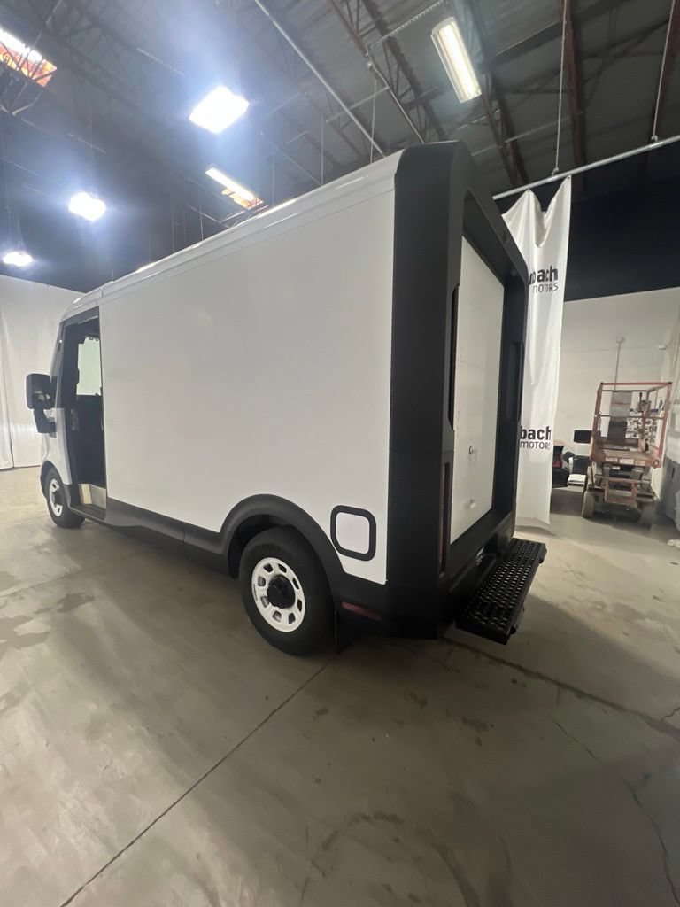 Used 2024 Chevrolet Brightdrop 400 w/ Commercial Equipment Package AWD/4WD image 4