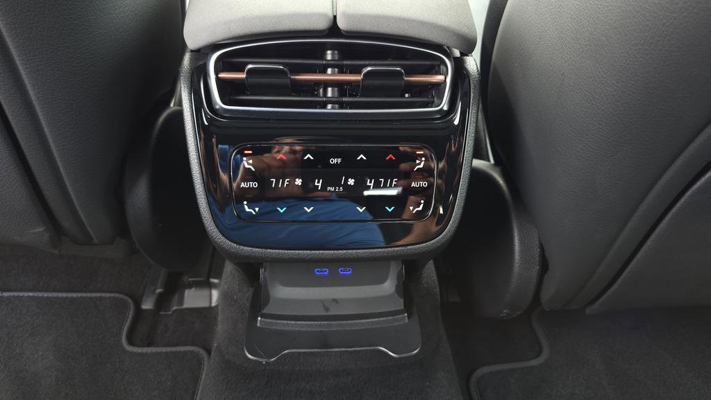 Used 2024 Mercedes-Benz EQS 580 4MATIC Sedan image 35
