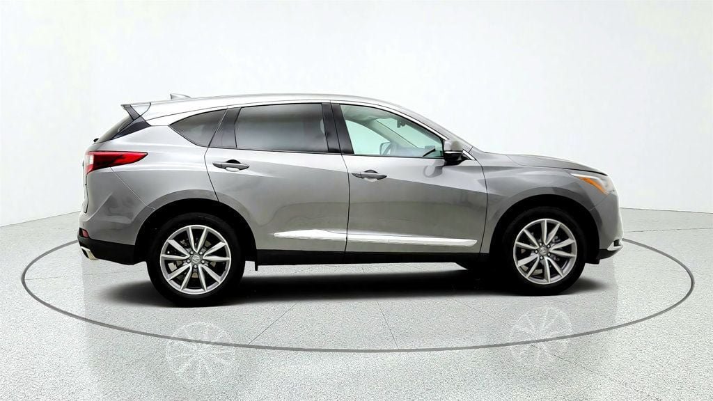Used 2023 Acura RDX w/ Technology Package FWD image 4