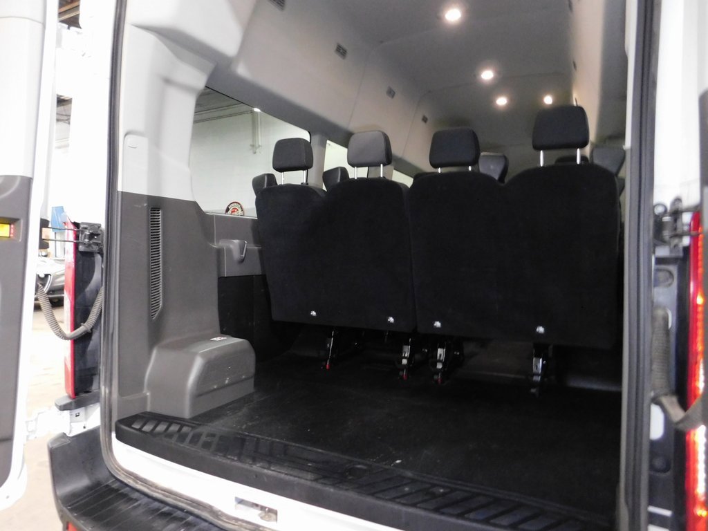 Used 2023 Ford Transit 350 XLT image 59