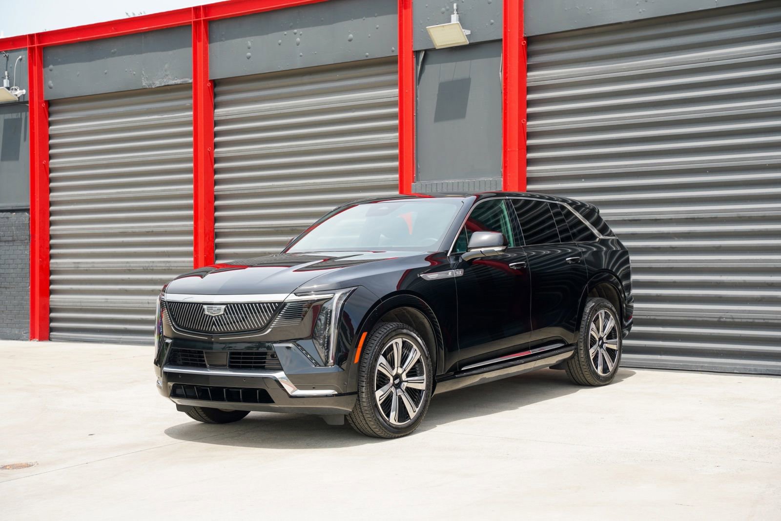 Used 2025 Cadillac Escalade IQ Luxury 2 w/ LPO, Premium Carpet Package AWD/4WD video 1