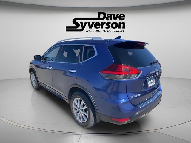 Used 2018 Nissan Rogue SV w/ Sun & Sound Touring Package AWD/4WD image 6