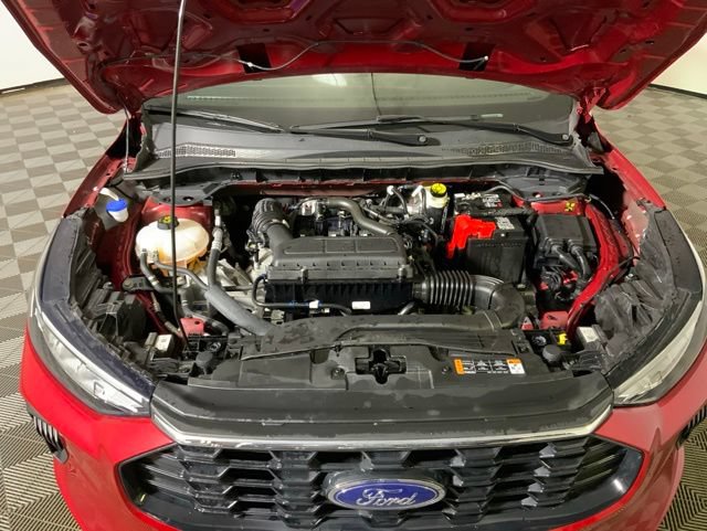 Used 2024 Ford Escape ST-Line w/ Cold Weather Package FWD image 21