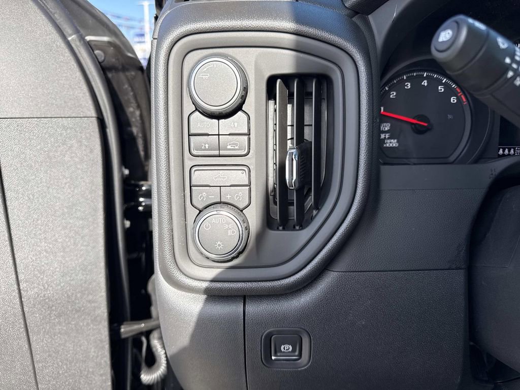 New 2026 Chevrolet Silverado 1500 Custom image 13