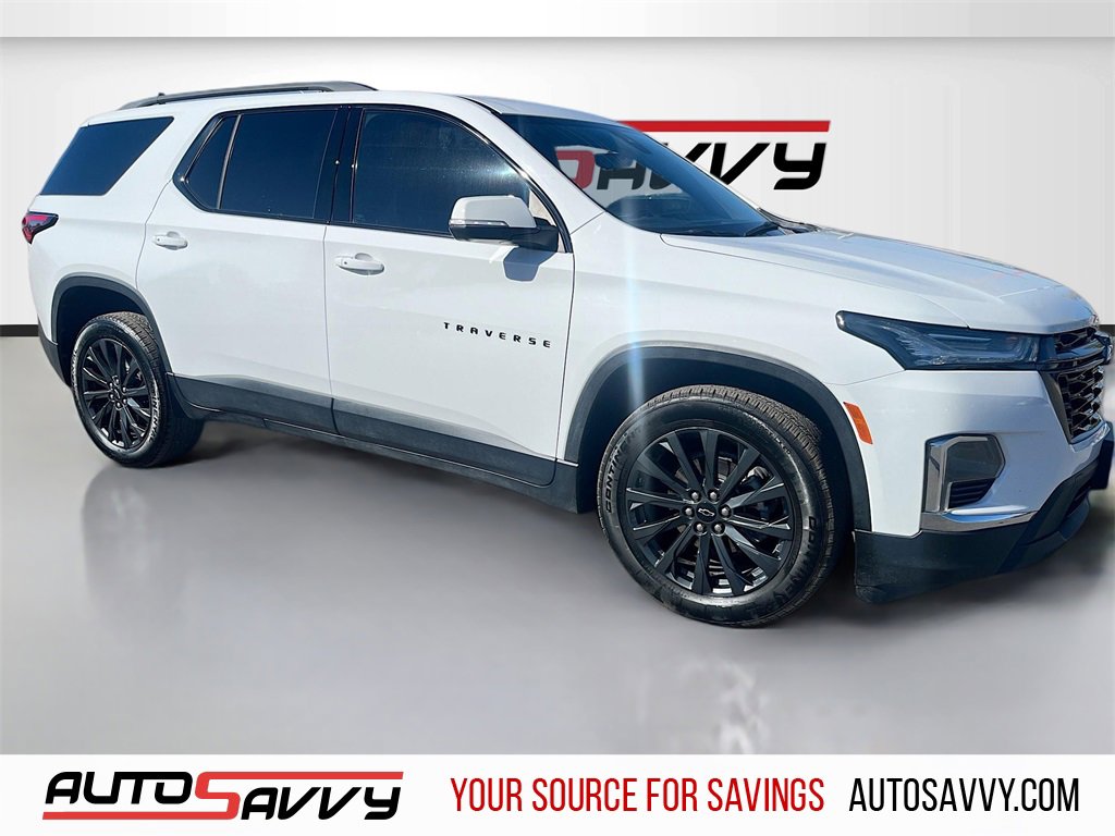 Used 2023 Chevrolet Traverse RS w/ LPO, Floor Liner Package image 1