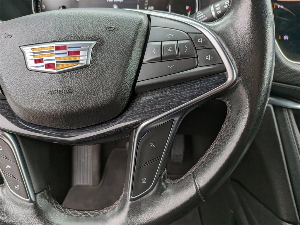 Used 2023 Cadillac XT5 Premium Luxury image 16