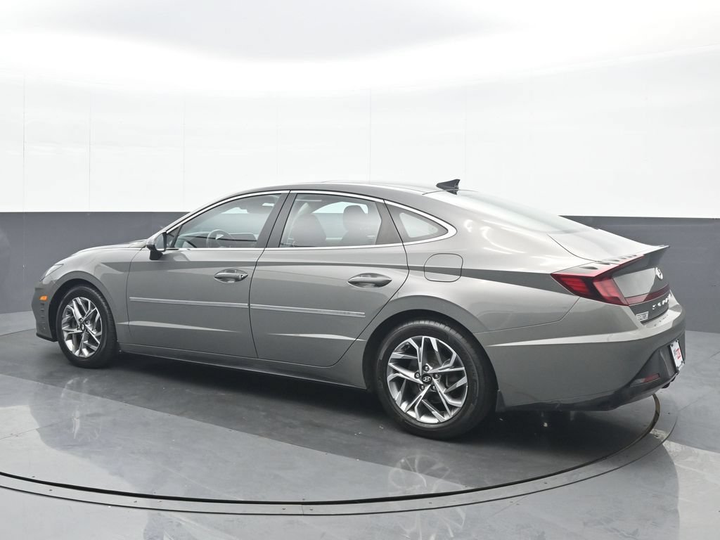 Used 2022 Hyundai Sonata SEL w/ Convenience Package FWD image 4