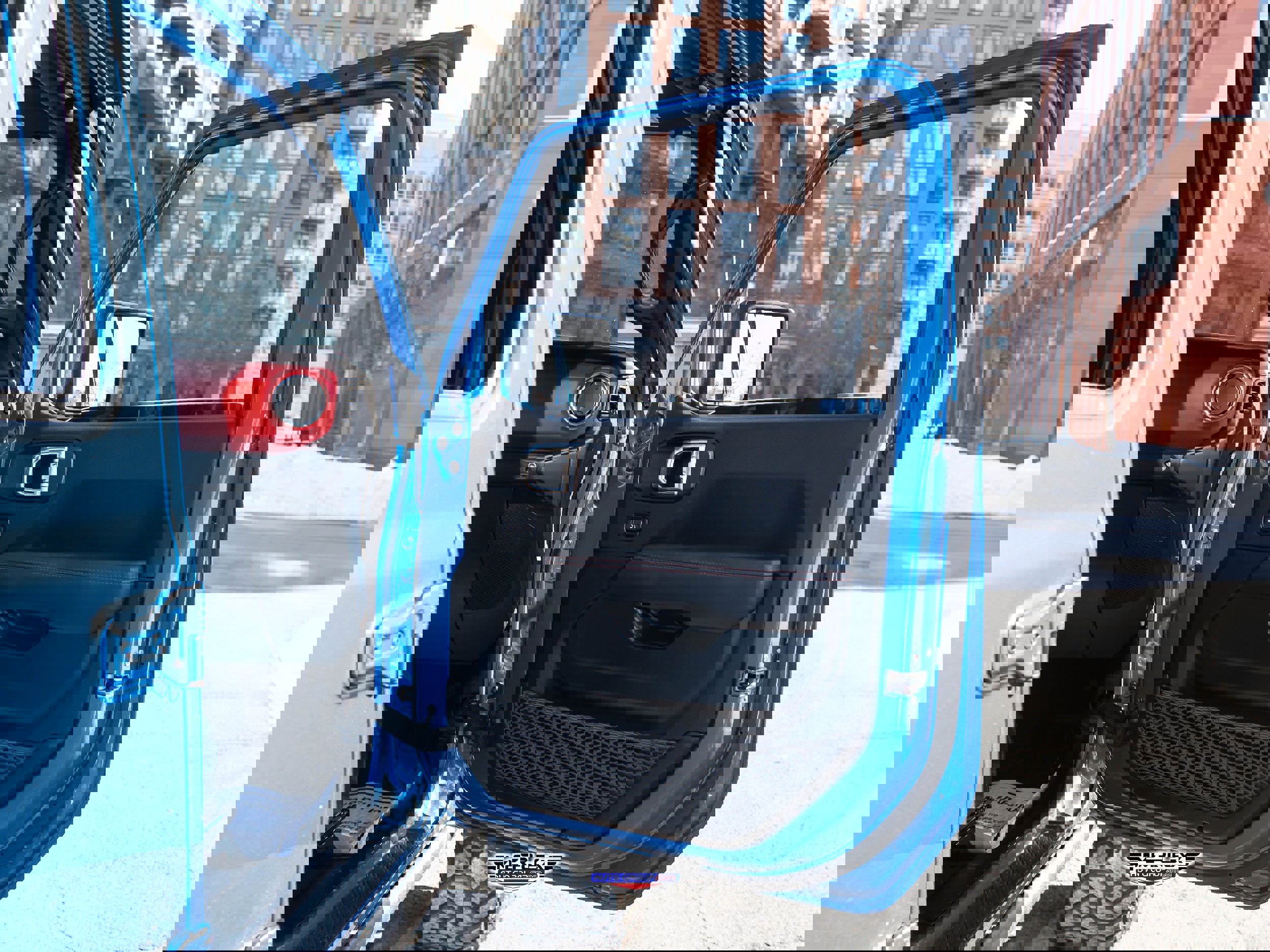 Used 2023 Jeep Gladiator Rubicon w/ Cold Weather Group image 42