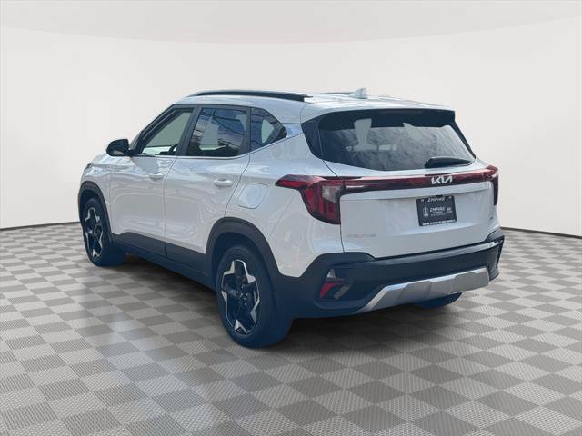 Used 2024 Kia Seltos EX AWD/4WD image 4