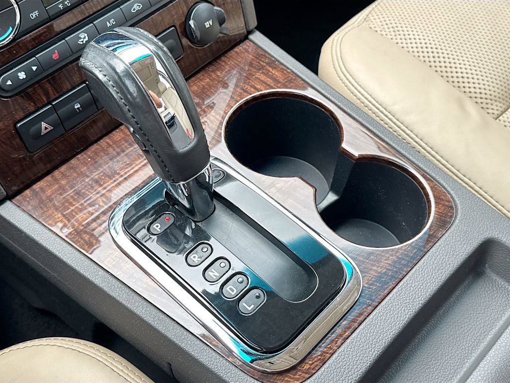 Used 2008 Ford Taurus Limited image 17