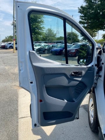 Used 2015 Ford Transit 150 XLT RWD image 22
