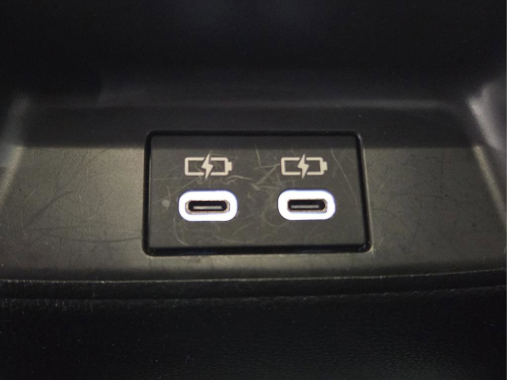 Certified 2025 Toyota Corolla LE image 15