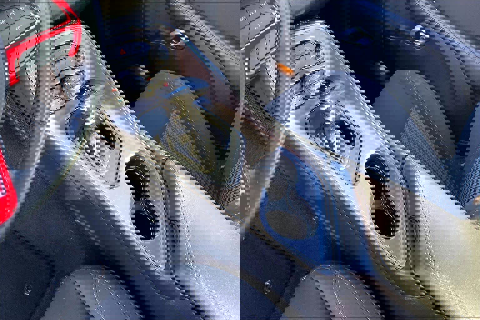 Used 2023 Dodge Challenger SXT image 14