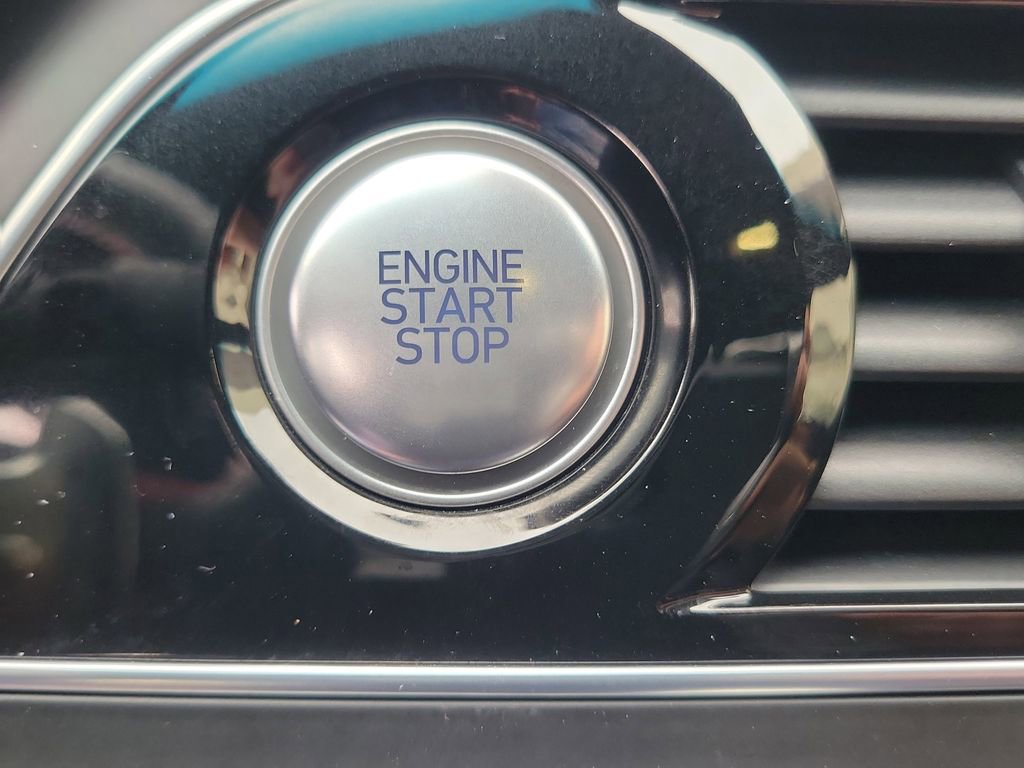 Used 2023 Genesis G70 2.0T w/ Sport Prestige Package image 30