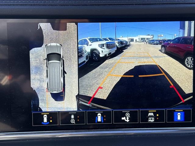 Used 2023 GMC Yukon Denali image 32