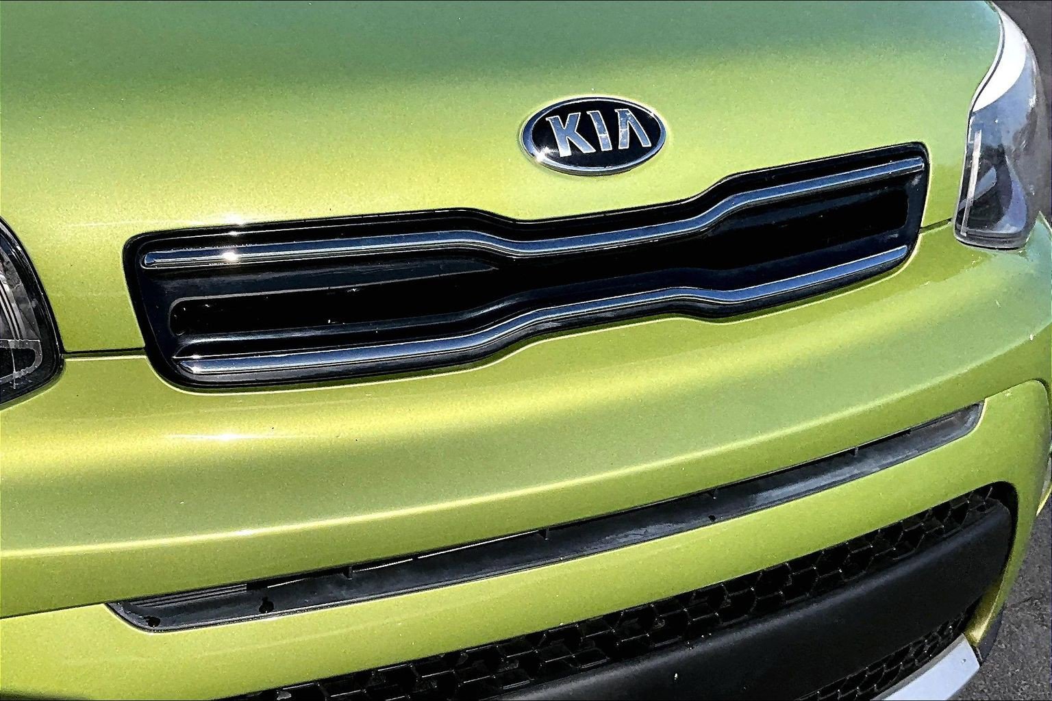 Used 2018 Kia Soul + FWD image 26