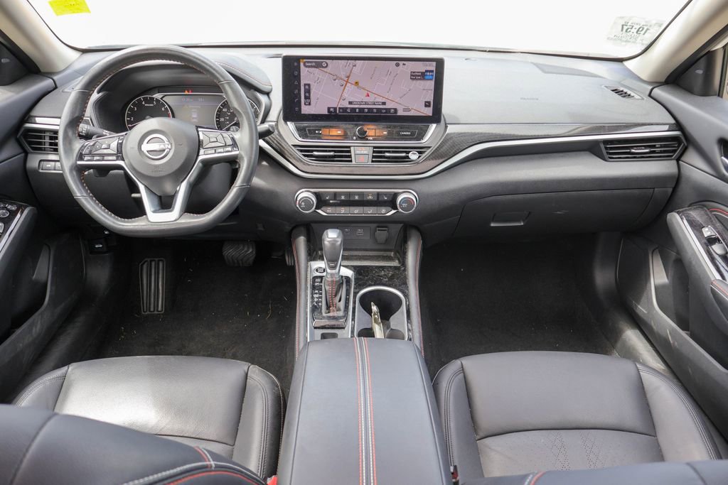 Used 2023 Nissan Altima 2.5 SR w/ SR Premium Package AWD/4WD image 6