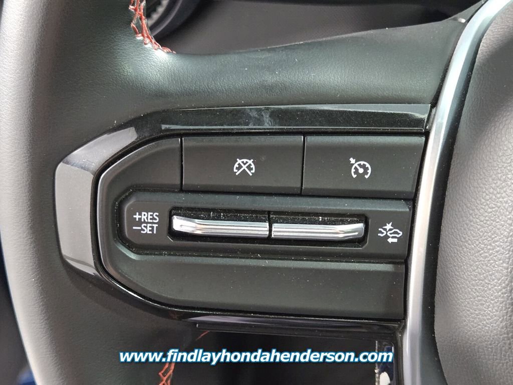 Used 2024 Chevrolet Colorado Z71 w/ Z71 Convenience Package 2 image 25