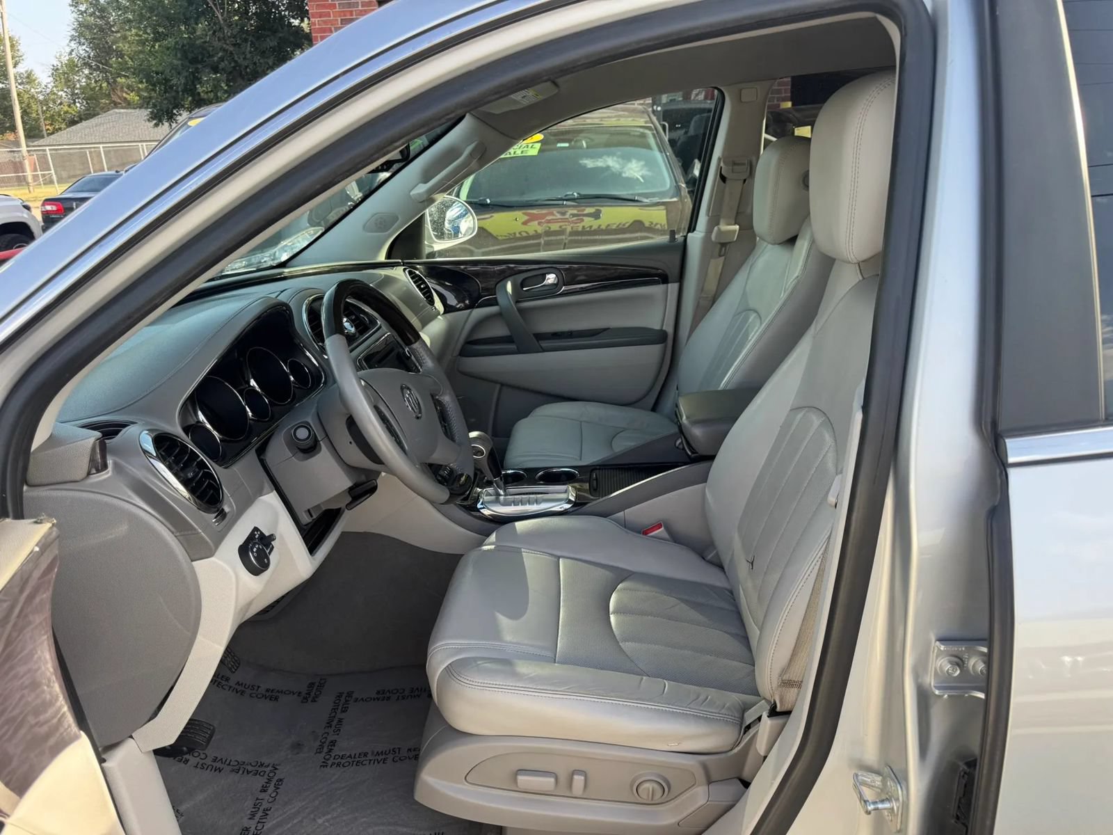 Used 2015 Buick Enclave Leather w/ Trailering Package FWD image 8