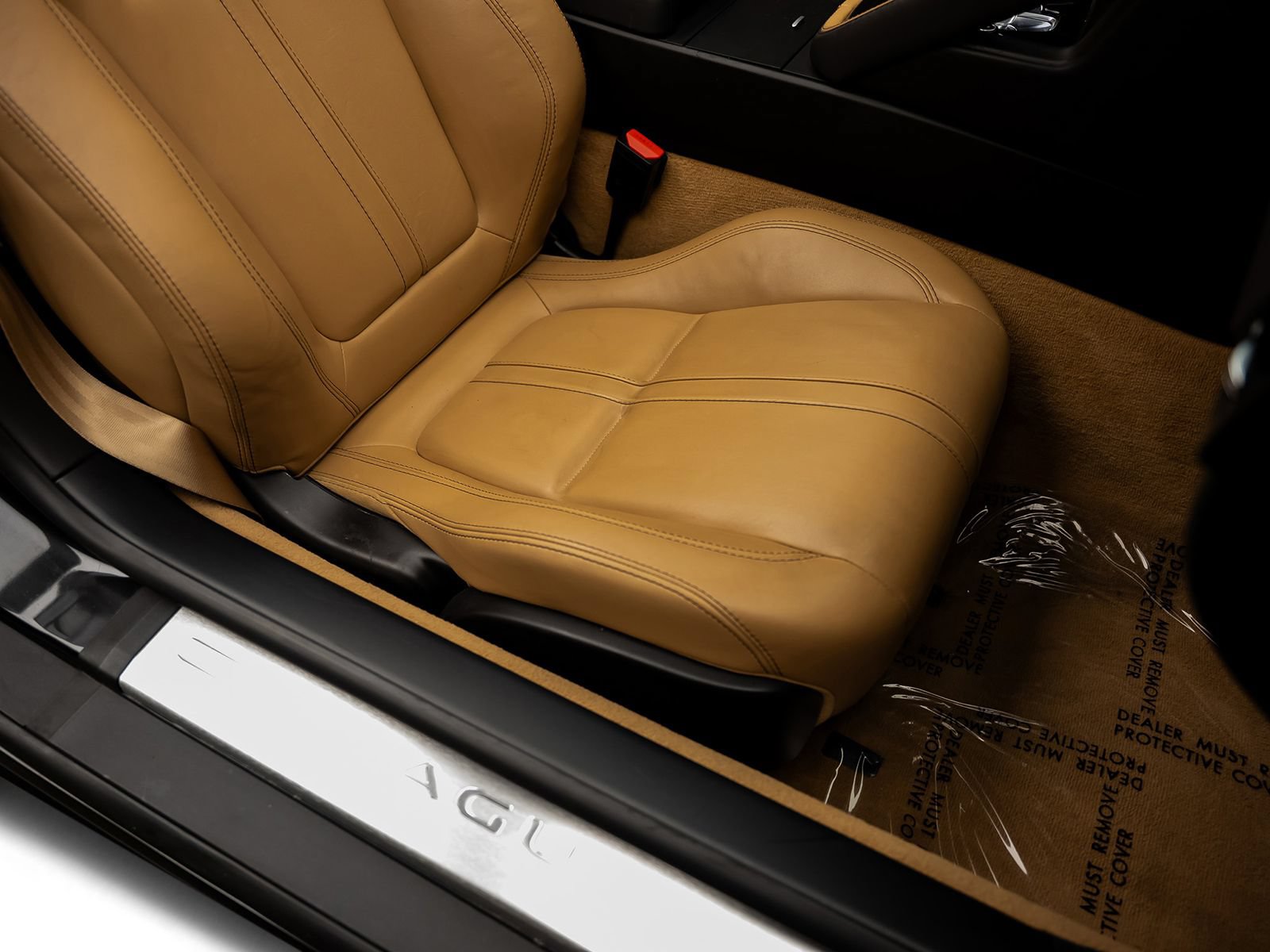 Used 2015 Jaguar F-TYPE S RWD image 36