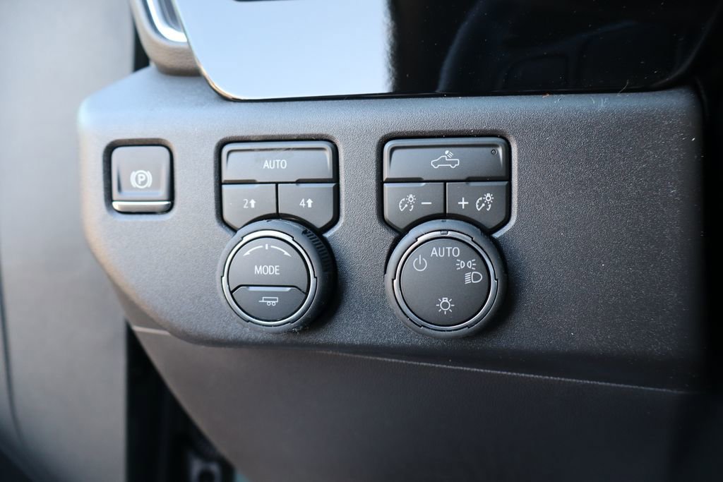 New 2026 Chevrolet Silverado 1500 LT image 13