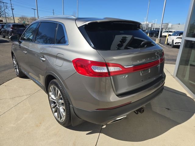 Used 2017 Lincoln MKX Reserve w/ Lincoln MKX Climate Package image 13