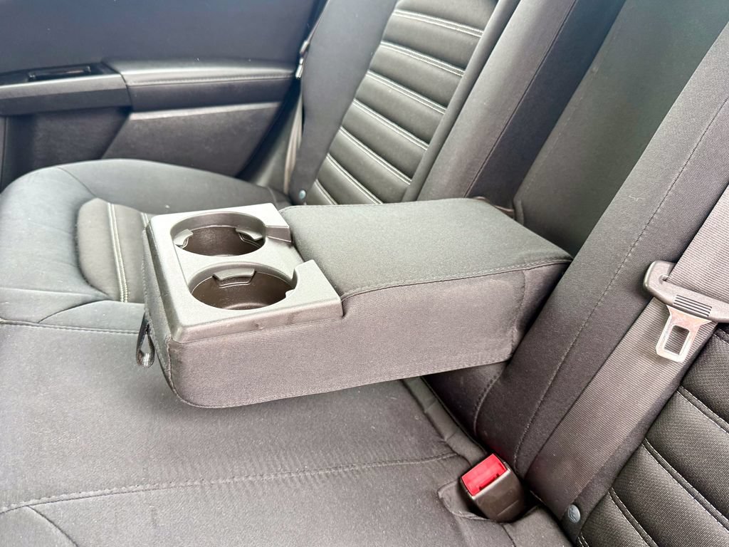 Used 2015 Ford Fusion SE FWD image 32