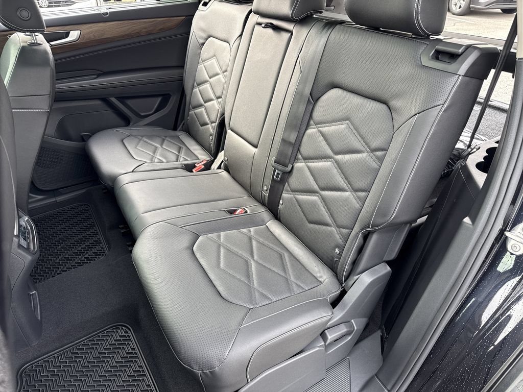 New 2026 Volkswagen Atlas SE FWD image 19