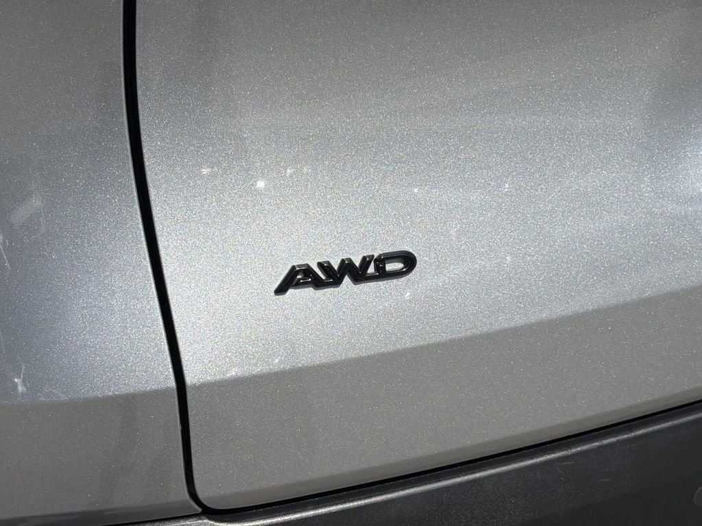 Used 2024 Toyota Grand Highlander Limited image 29