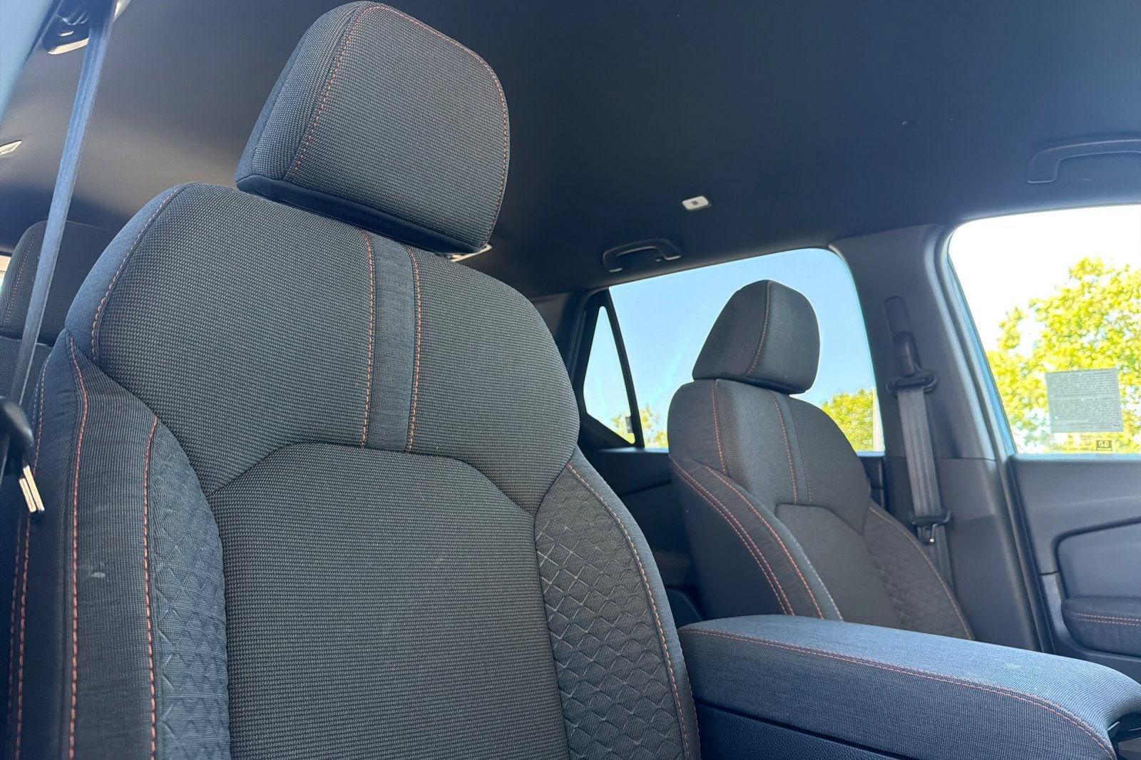 Used 2025 Honda Pilot Sport image 16