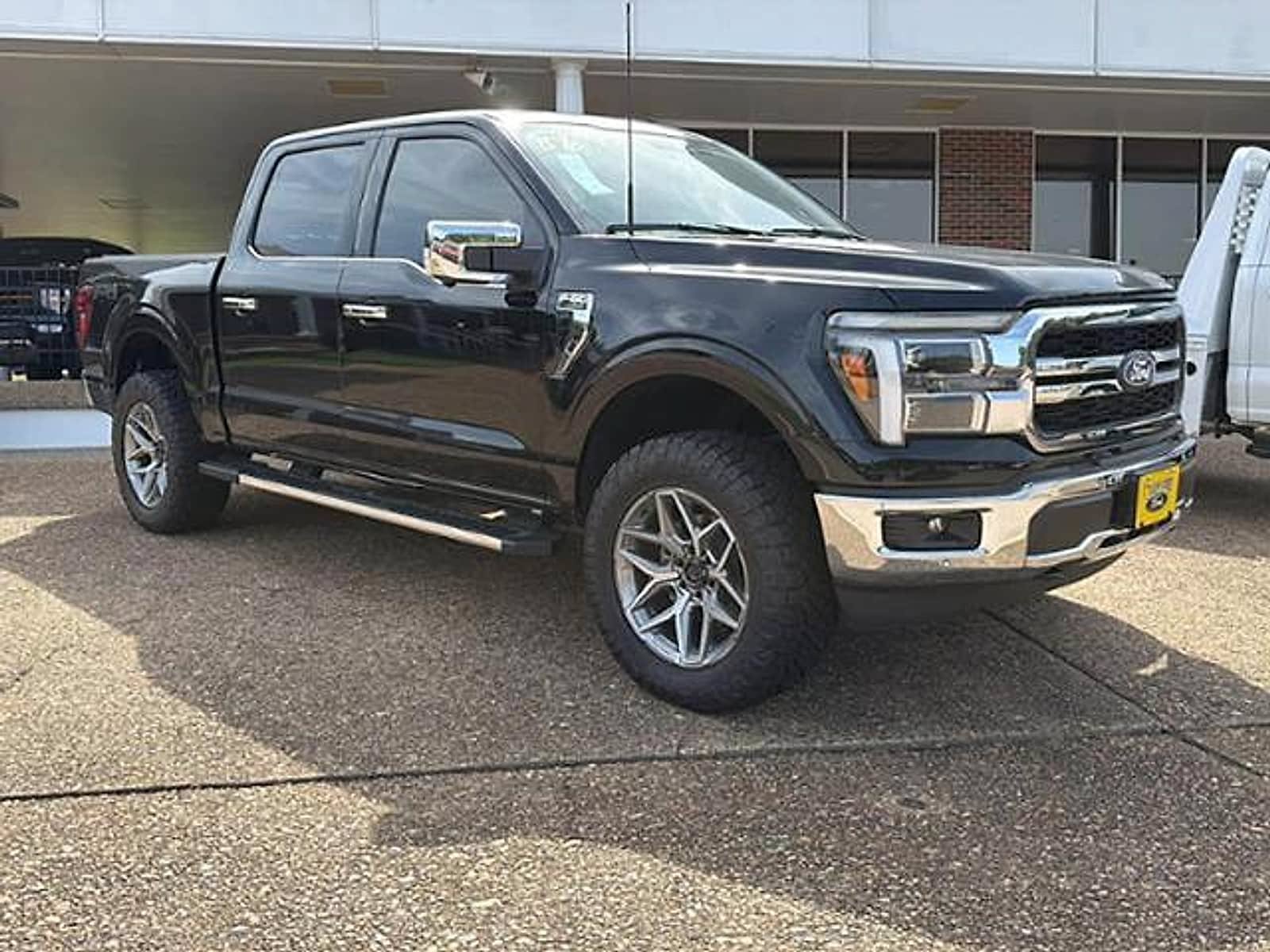 Used 2025 Ford F150 Lariat w/ Equipment Group 502A High