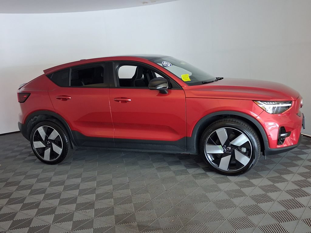 Certified 2023 Volvo C40 P8 Recharge Ultimate w/ Protection Package Premier AWD/4WD image 5