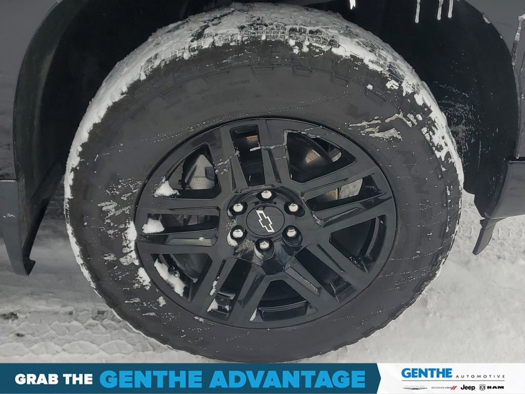 Used 2024 Chevrolet Silverado 1500 RST w/ Z71 Off-Road Package image 5