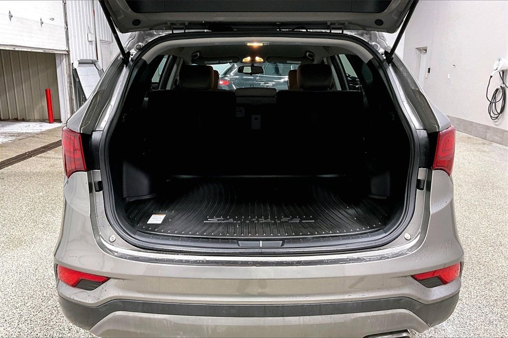 Used 2018 Hyundai Santa Fe Sport w/ 2.4L Value Package 02 image 7