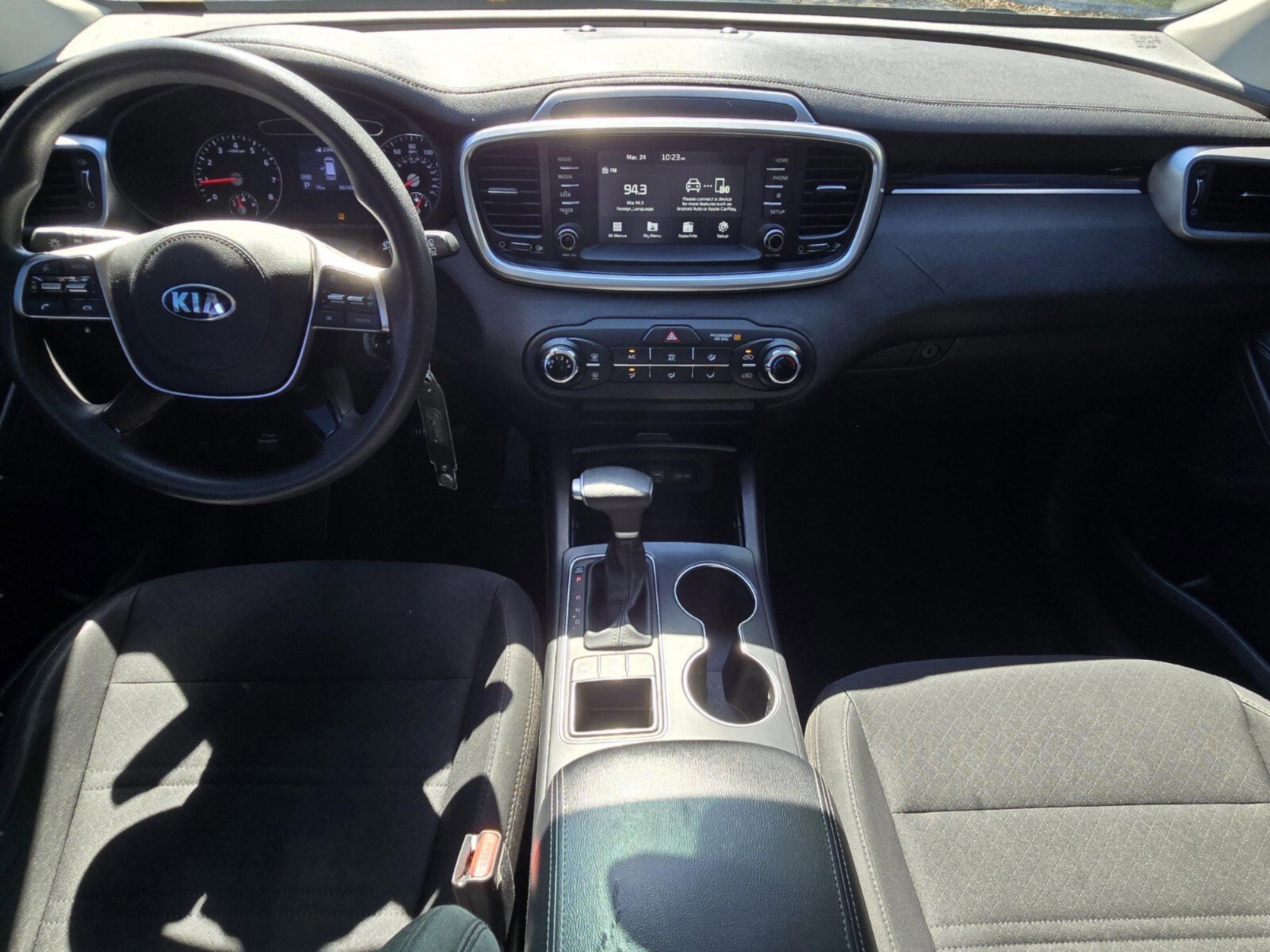 Used 2020 Kia Sorento LX image 36