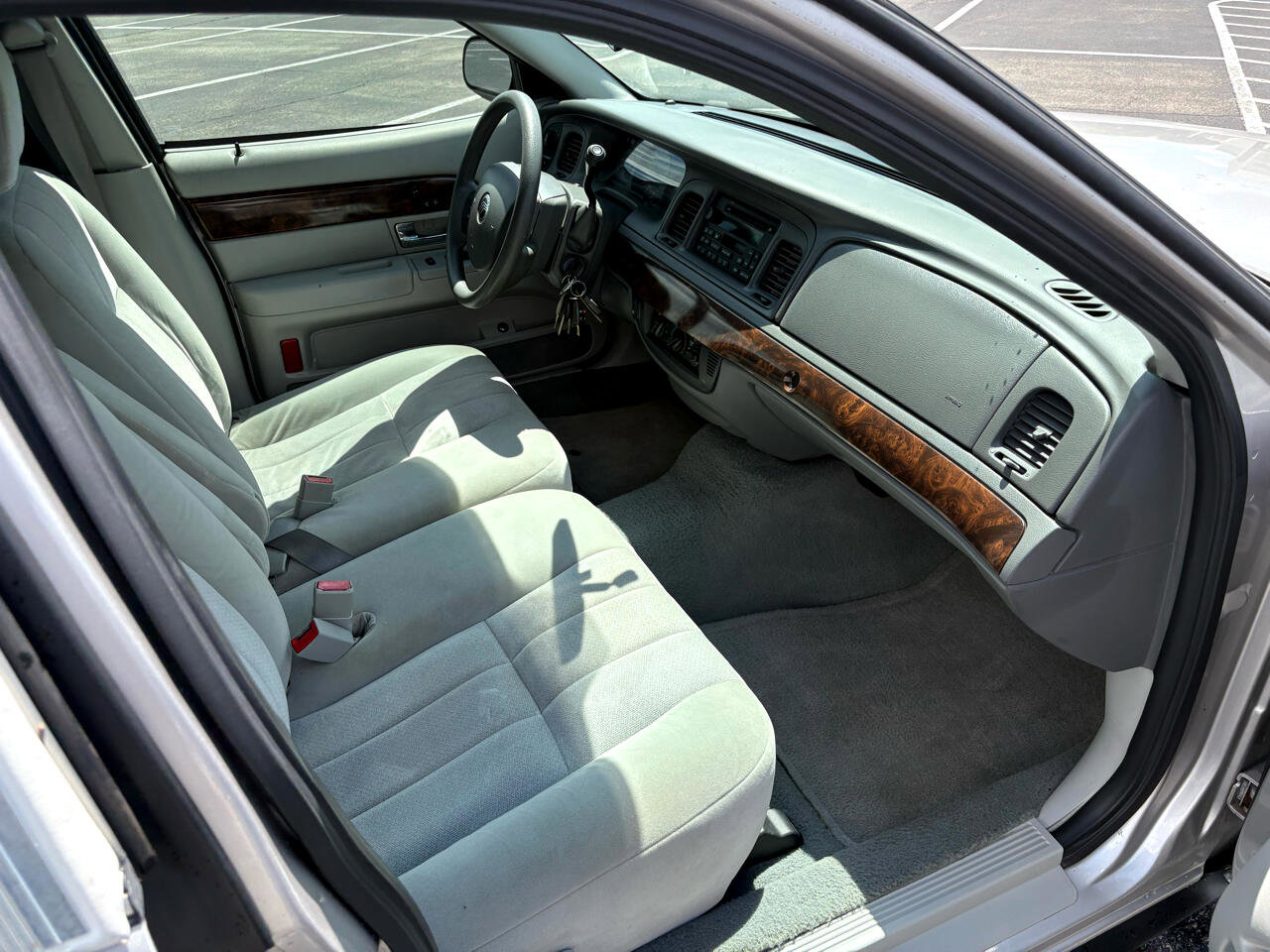 Used 2005 Mercury Grand Marquis GS image 17