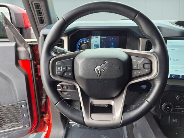 Used 2024 Ford Bronco Outer Banks AWD/4WD image 16
