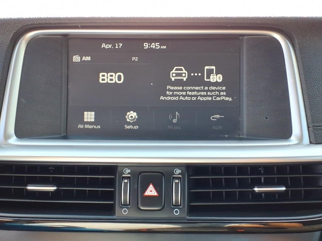 Used 2020 Kia Optima LX image 7