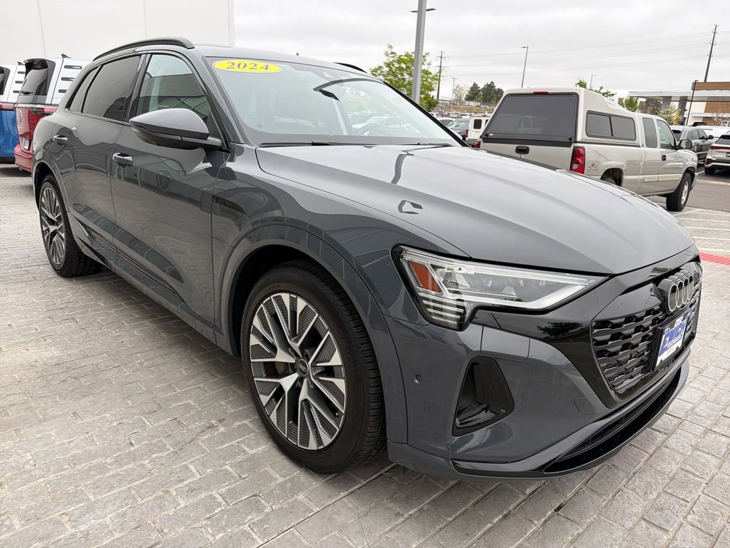 Used 2024 Audi Q8 e-tron Prestige w/ Prestige Package AWD/4WD image 7