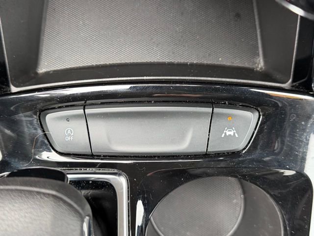 Used 2025 Chevrolet Trax ACTIV image 37