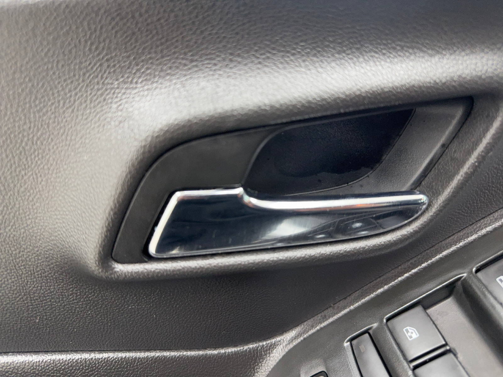 Used 2019 Chevrolet Trax LT w/ LT Convenience Package FWD image 29