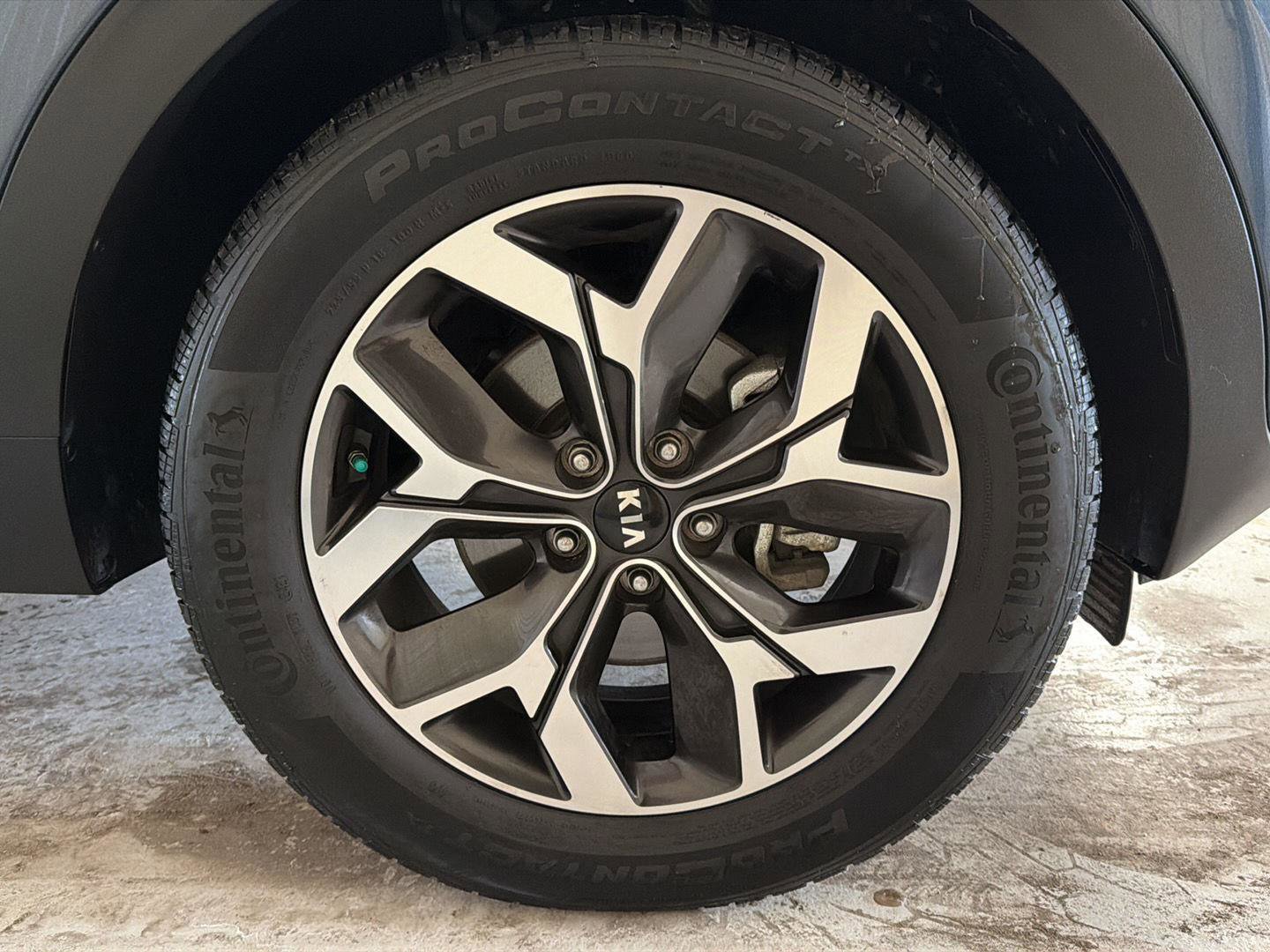 Used 2022 Kia Sportage EX image 29