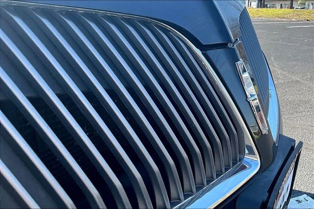 Used 2015 Lincoln MKT AWD w/ Equipment Group 201A image 33