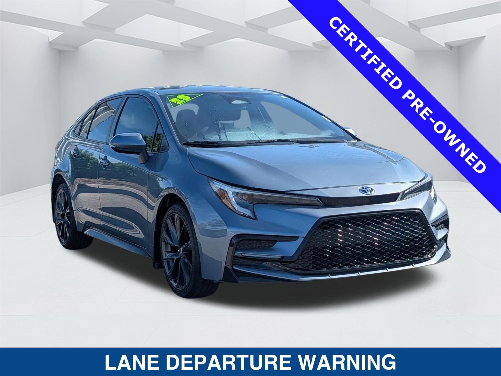 Used 2023 Toyota Corolla SE FWD video 2