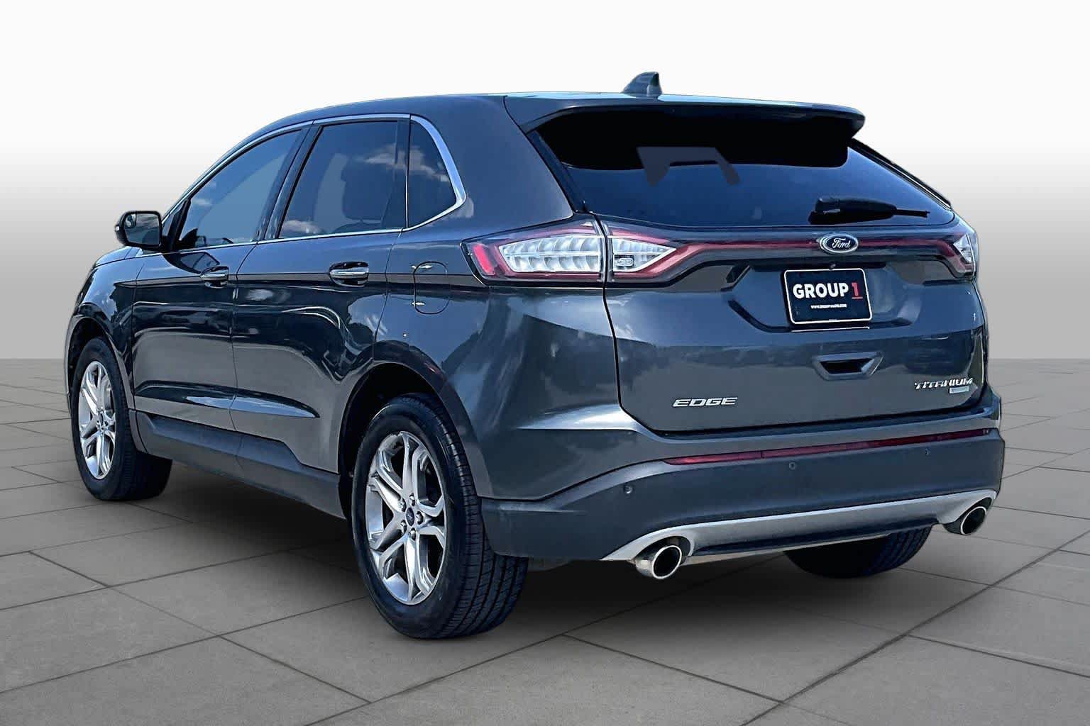 Used 2016 Ford Edge Titanium FWD image 11